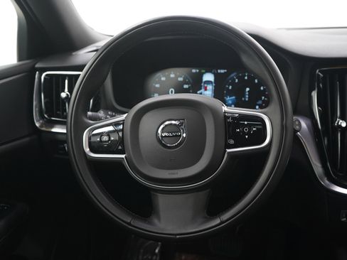 Used 2020 Volvo V60 T5 Cross Country AWD/4WD image 18