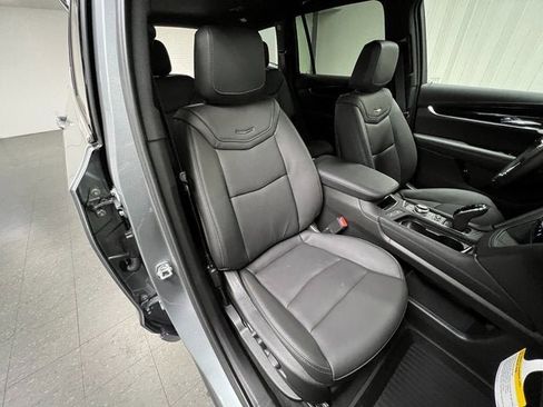 New 2025 Cadillac XT6 Premium Luxury w/ Technology Package image 18