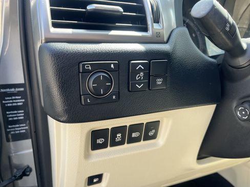 Used 2023 Lexus GX 460 Premium w/ Premium Plus Package AWD/4WD image 18