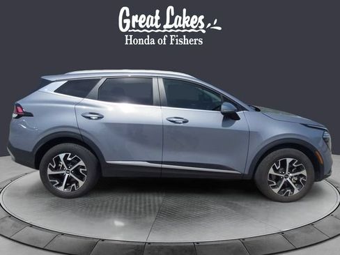Used 2024 Kia Sportage EX AWD/4WD image 6