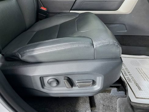 Used 2022 Toyota Tundra Limited AWD/4WD image 34