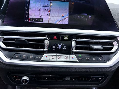 Used 2020 BMW 330i xDrive Sedan w/ Convenience Package AWD/4WD image 26