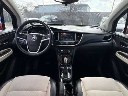 Used 2018 Buick Encore Preferred image 9