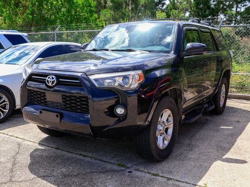 Used 2021 Toyota 4Runner SR5 RWD image 2