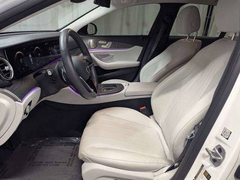 Used 2022 Mercedes-Benz E 350 Sedan w/ Driver Assistance Package image 10