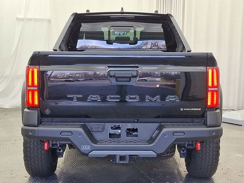 Used 2025 Toyota Tacoma Trailhunter image 23