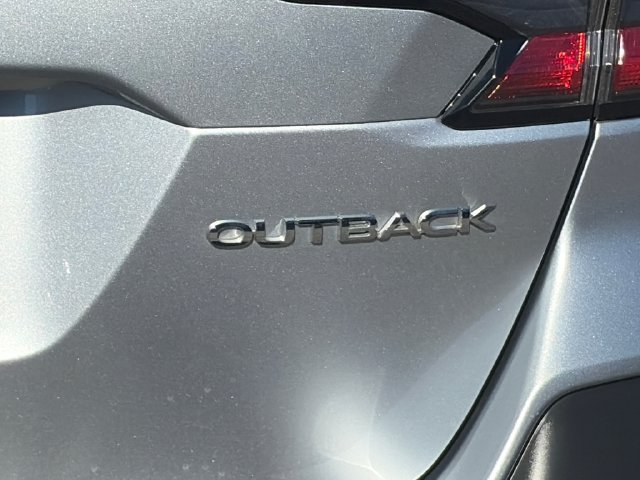 Used 2020 Subaru Outback Limited AWD/4WD image 36