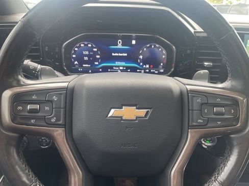 Used 2022 Chevrolet Silverado 1500 High Country w/ High Country Premium Package AWD/4WD image 16