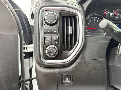 Used 2022 Chevrolet Silverado 2500 LT w/ Convenience Package AWD/4WD image 19