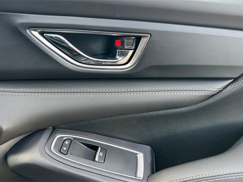 Certified 2025 Subaru Ascent Limited image 21