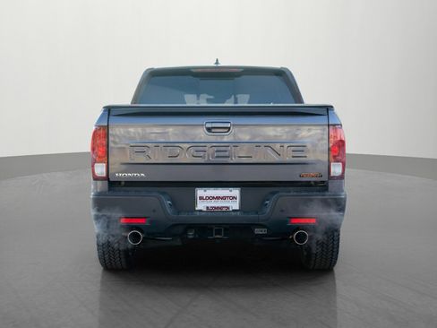 Used 2025 Honda Ridgeline TrailSport image 6