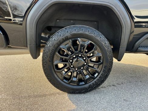 Used 2024 GMC Sierra 2500 AT4 w/ AT4 Premium Plus Package image 23