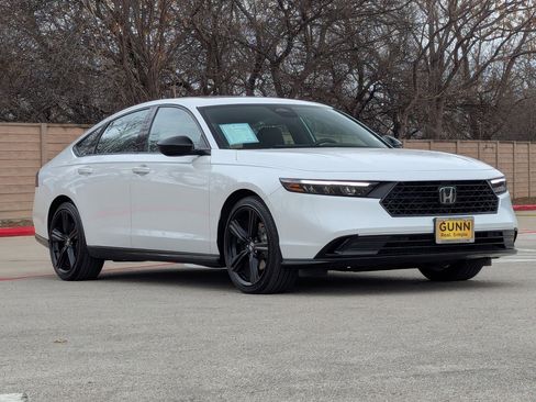 Certified 2025 Honda Accord Sport image 2