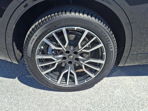 Certified 2025 Maserati Grecale Modena AWD/4WD image 11
