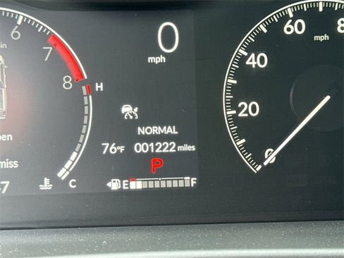 Used 2025 Honda Ridgeline TrailSport image 12