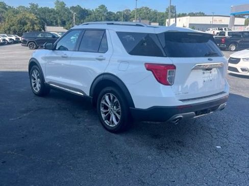 Used 2023 Ford Explorer Limited w/ Limited Technology Package AWD/4WD image 4