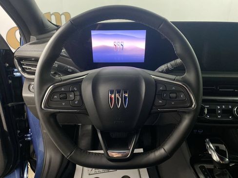 Used 2024 Buick Envista Sport Touring w/ Convenience I Package FWD image 14