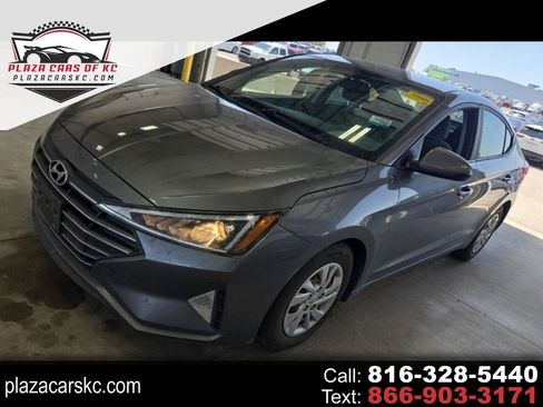 Used 2019 Hyundai Elantra SE FWD image 1