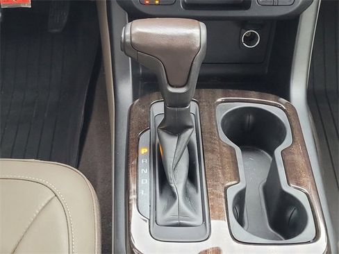 Used 2020 GMC Canyon SLT w/ Trailering Package image 16