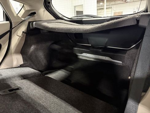 Used 2013 Ford Fiesta S image 25