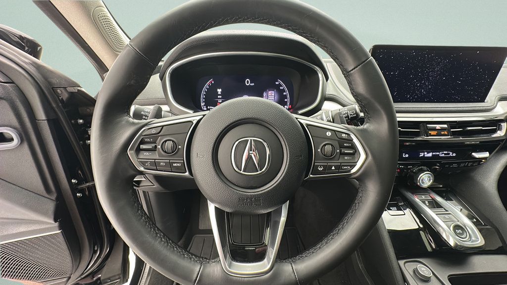Used 2025 Acura MDX SH-AWD image 16