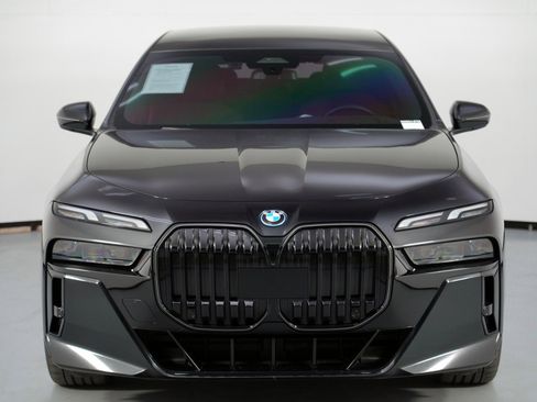 Used 2024 BMW i7 eDrive50 w/ M Sport Package image 58