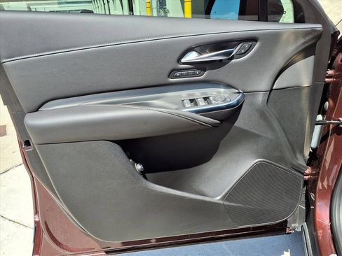 Certified 2023 Cadillac XT4 Premium Luxury FWD image 18
