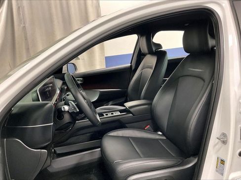 Used 2025 Hyundai Ioniq 6 SEL AWD/4WD image 10