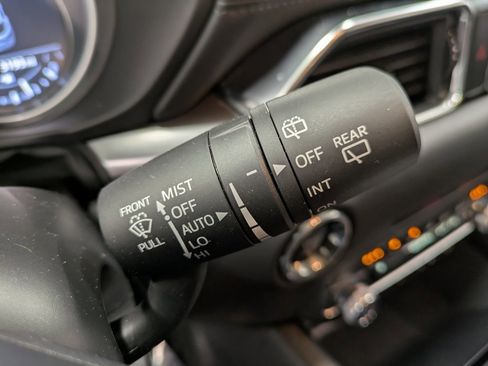 Certified 2025 MAZDA CX-5 AWD 2.5 S w/ Preferred Package image 18