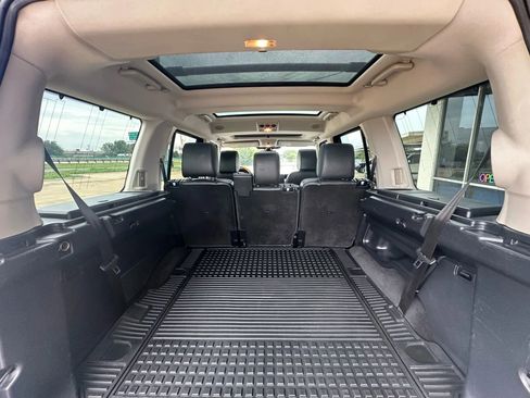Used 2015 Land Rover LR4 HSE LUX image 18