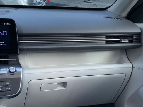 Used 2025 Hyundai Kona SEL image 35