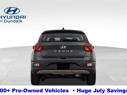 Used 2025 Hyundai Venue SEL FWD image 8