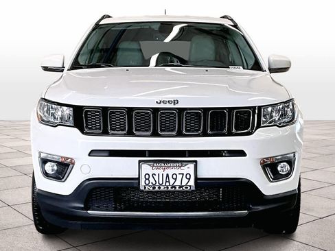 Used 2019 Jeep Compass Limited image 3