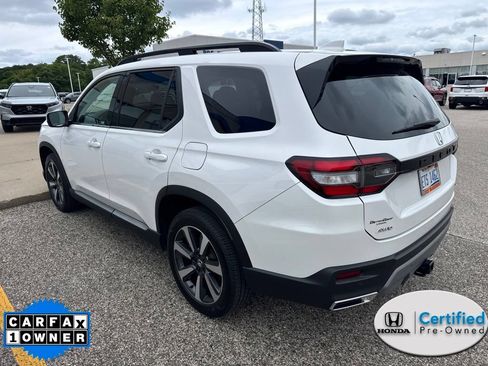 Certified 2023 Honda Pilot Touring image 6