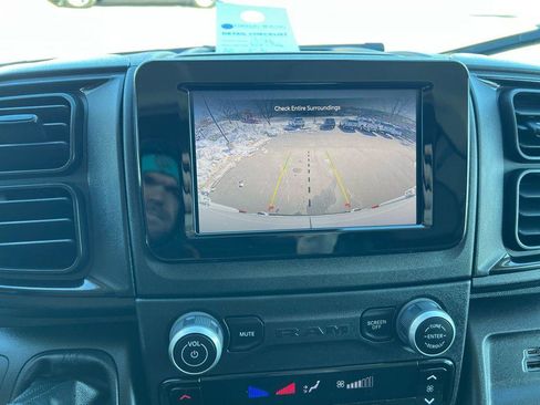Used 2024 RAM ProMaster 2500 image 32