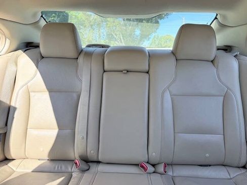 Used 2018 Ford Taurus SEL w/ Equipment Group 201A FWD image 12