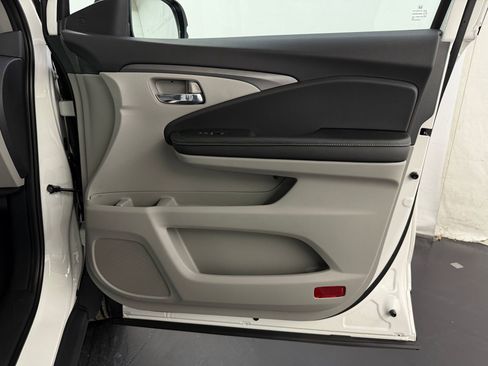 New 2026 Honda Ridgeline RTL image 23