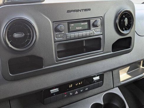 New 2025 Mercedes-Benz Sprinter 2500 image 11