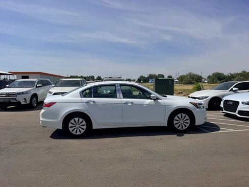 Used 2012 Honda Accord LX image 7