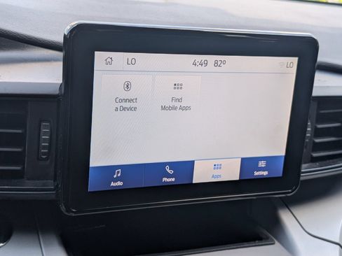 Used 2023 Ford Explorer XLT RWD image 19