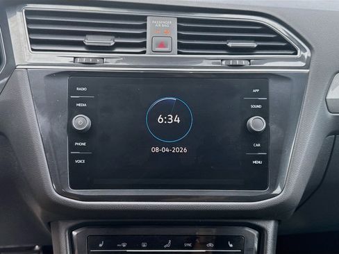 Certified 2023 Volkswagen Tiguan SE R-Line FWD image 12