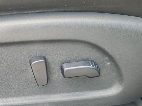 Used 2019 INFINITI QX60 Luxe w/ Essential Package image 27