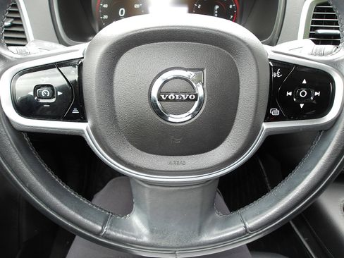 Used 2019 Volvo XC90 T6 Momentum w/ Advanced Package image 19