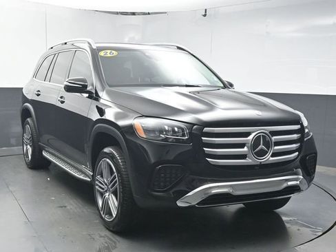 Used 2026 Mercedes-Benz GLS 450 4MATIC image 2