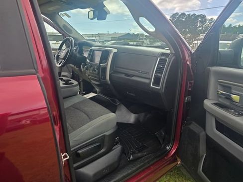 Used 2019 RAM 1500 Big Horn AWD/4WD image 40