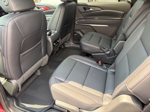 New 2026 Chevrolet Traverse Z71 w/ Enhanced Driving Package AWD/4WD image 22