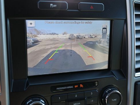 Used 2016 Ford F150 Lariat image 27