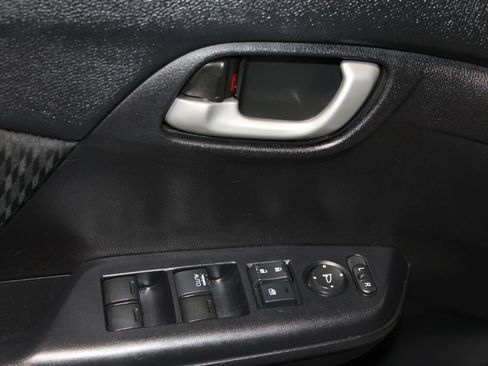 Used 2014 Honda Civic LX image 9