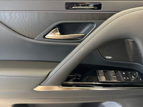 New 2026 Lexus LX 600 4WD w/ Luxury Package image 11