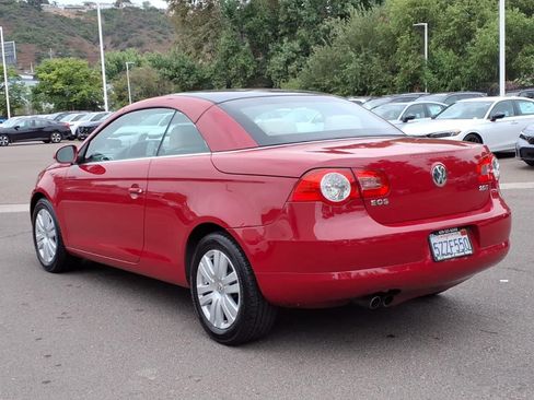 Used 2008 Volkswagen Eos 2.0T FWD image 7